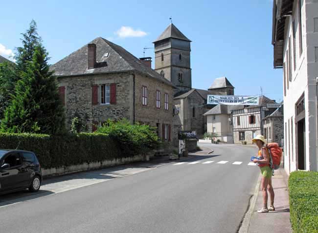 Walking in France: Arriving in Chamboulive