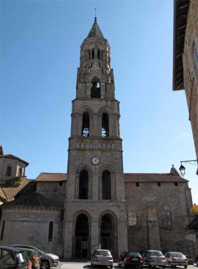 Walking in France: Tower of the church in Saint-Leonard-de-Noblat