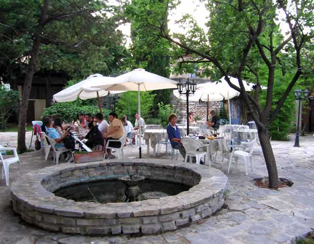 Walking in France: Dinner in the courtyard of our hotel, l’Esquielle