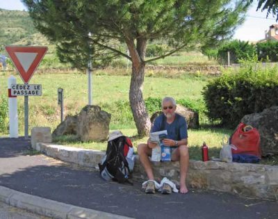 Walking in France: Picnic in Comprégnac