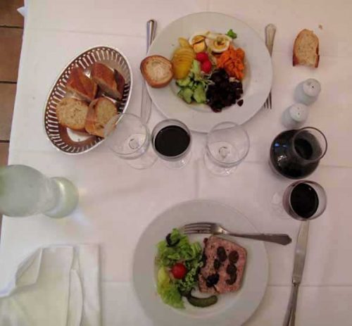 Walking in France: Our entrees