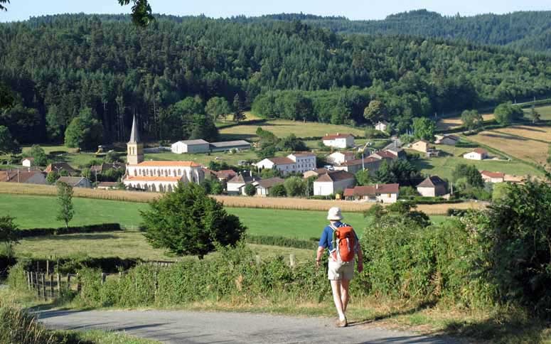 Walking in France: Coming down to the delightful village of Saint-Bonnet-des-Bruyères