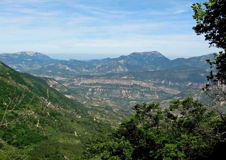 Walking in France: Starting to descend into the wrong valley