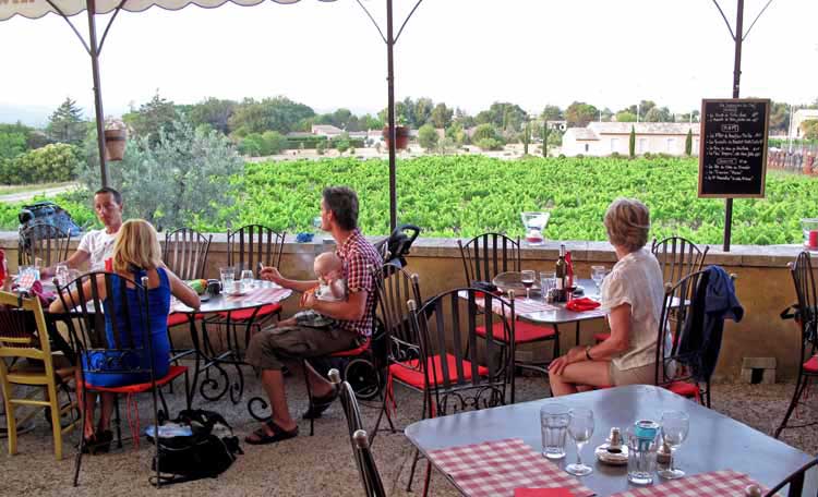 Walking in France: Dining at la Bergerie ...