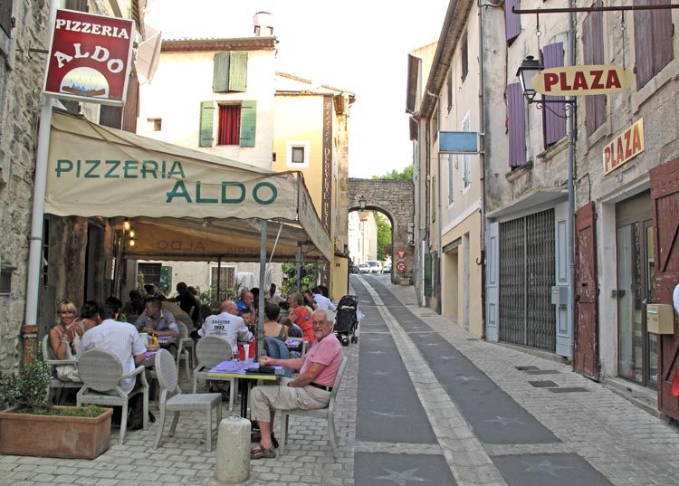 Walking in France: Dinner in the old part of town