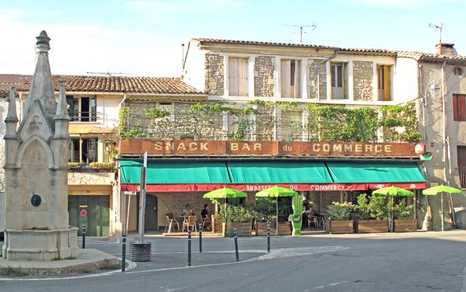 Walking in France: A welcome sight – the Bar du Commerce, Montarnaud