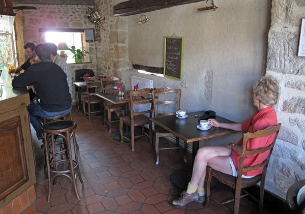 Walking in France: Coffee of arrival in Saint-Hilaire-le-Château