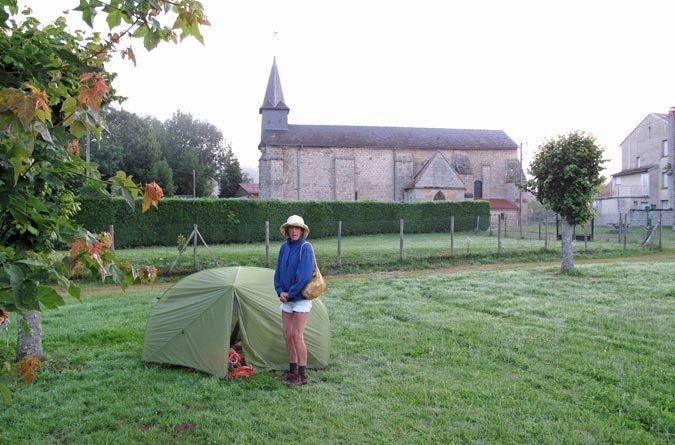 Walking in France: A cold start in Saint-Hilaire