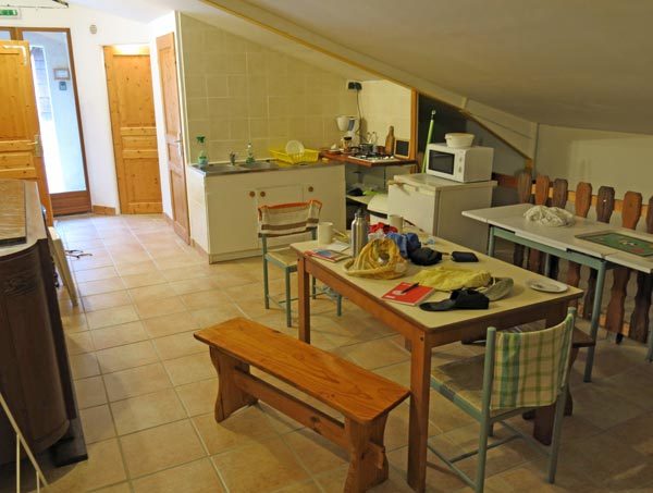 Walking in France: The soon-to-be spotless kitchen
