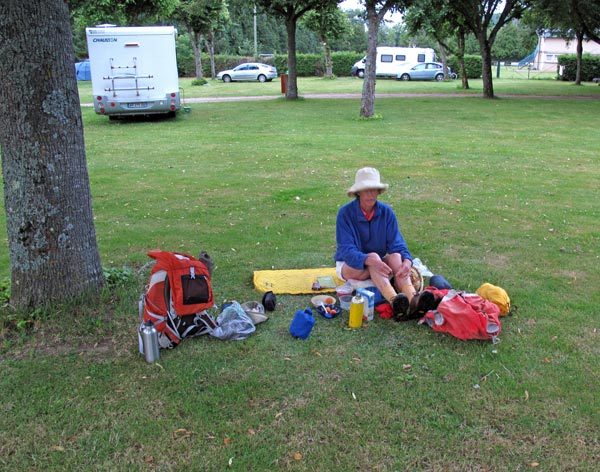 Walking in France: Breakfast in the camping ground