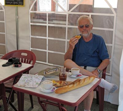 Walking in France: Refreshments at Vaux