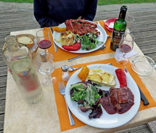 Walking in France: Our delicious dinner