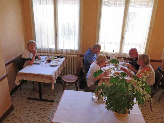 Walking in France: The dining room of le Glacier