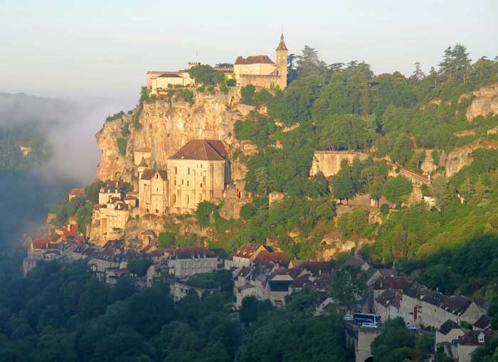 Walking in France: Rocamadour in the early mist