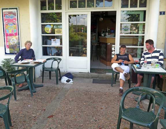 Walking in France: At the bar with two affable local Englishmen