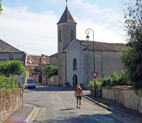 Walking in France: Arriving in la Meyze