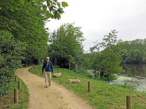 Walking in France: Returning to the camping ground