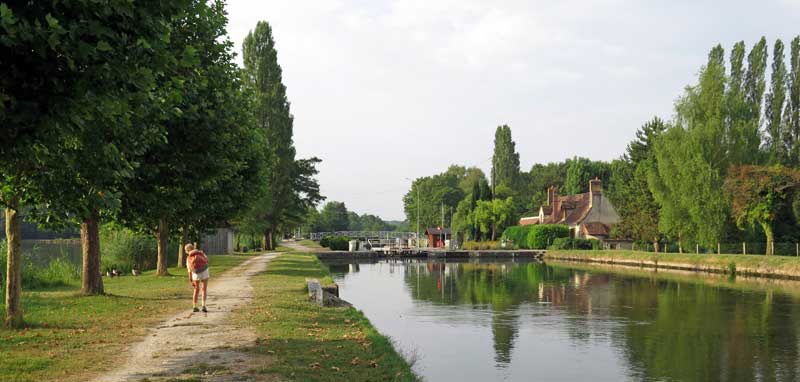 Walking in France: Swatting mosquitoes beside the Canal of Briare