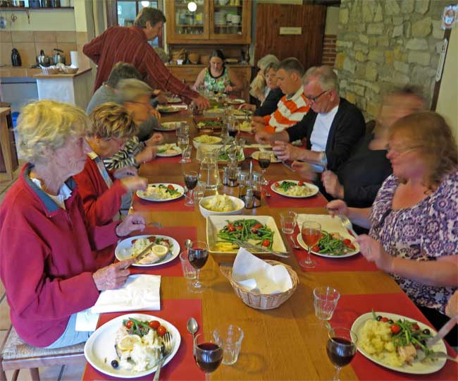 Walking in France: Dinner at the at the Domaine du Bourg, Gannay-sur-Loire