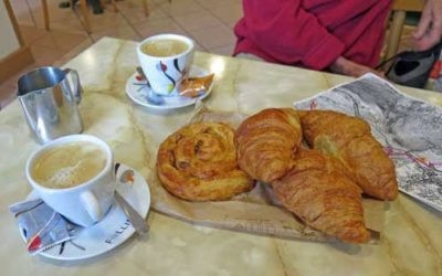 Walking in France: Breakfast at the Café du Commerce, Yenne