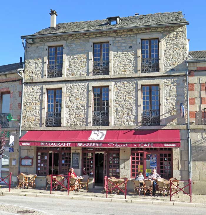 Walking in France: Why not have a second coffee at the brasserie?