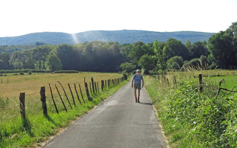 Walking in France: Near Thioles