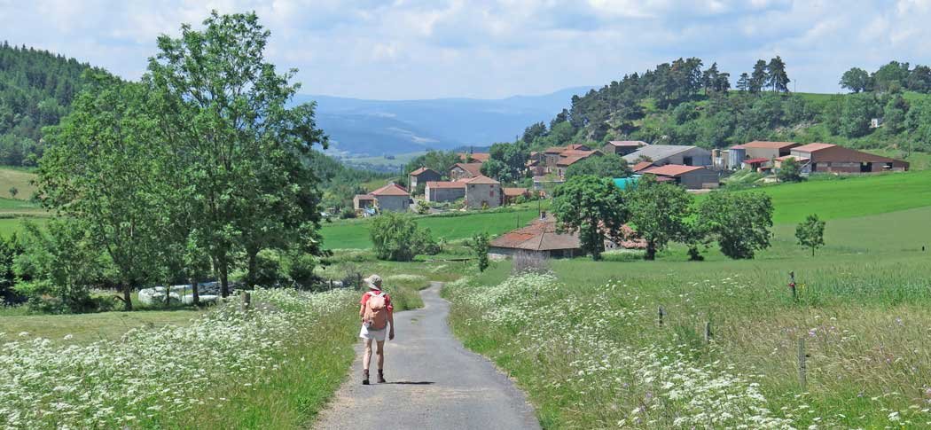 Walking in France: Chantuzier