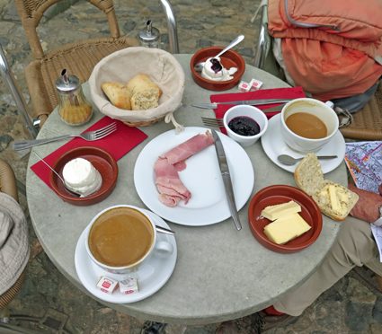 Walking in France: An unexpectedly magnificent breakfast