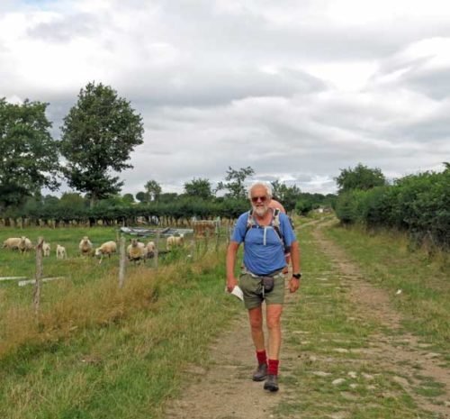 Walking in France: Turned around by a road block