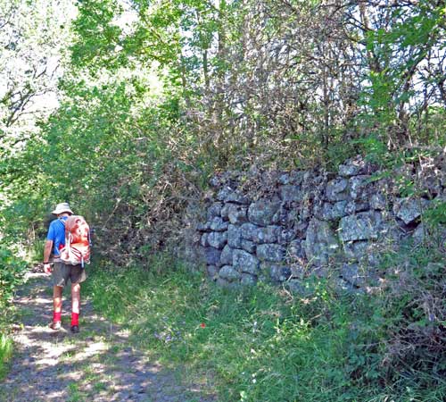 Walking in France: The old main road to St-Paulien