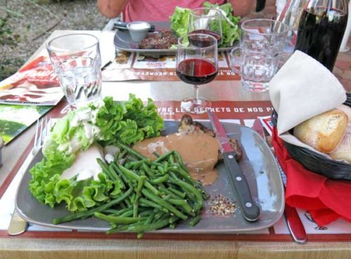 Walking in France: And the same for me, except with green peppercorn sauce