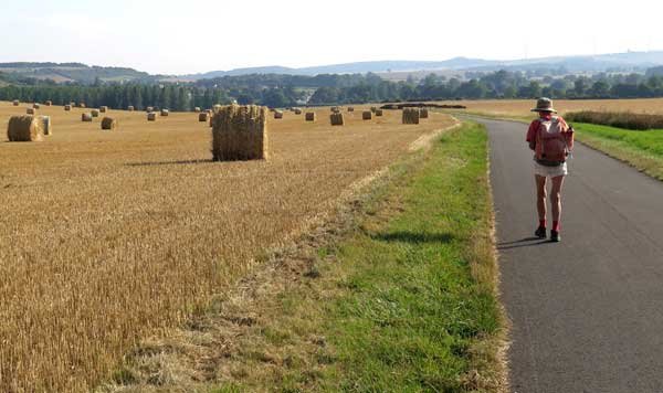 Walking in France: On the way to Corvol l’Orgueilleux