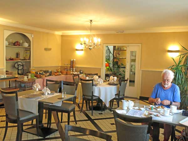 Walking in France: The breakfast room of the hotel