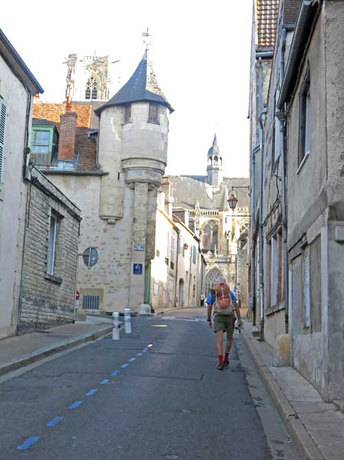 Walking in France: Climbing to the Nevers cathedral