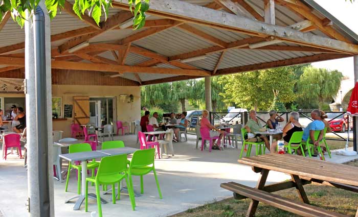 Walking in France: The camping ground's outdoor restaurant