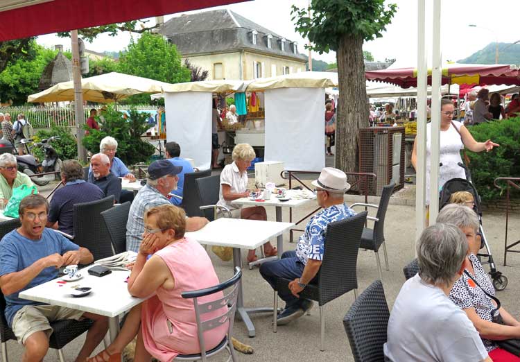 Walking in France: Coffee and pastries beside the weekly market