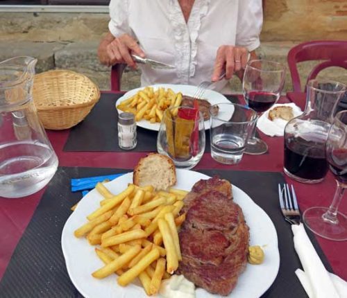 Walking in France: Our basic dinner