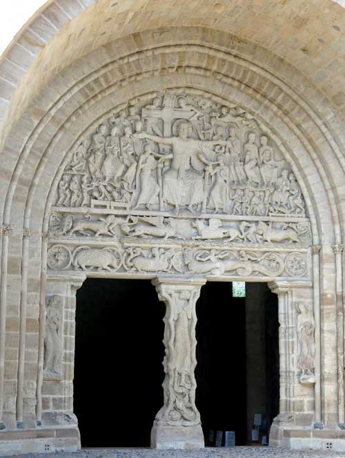 Walking in France: The tympanum of the abbey church of St Pierre, Beaulieu-sur-Dordogne